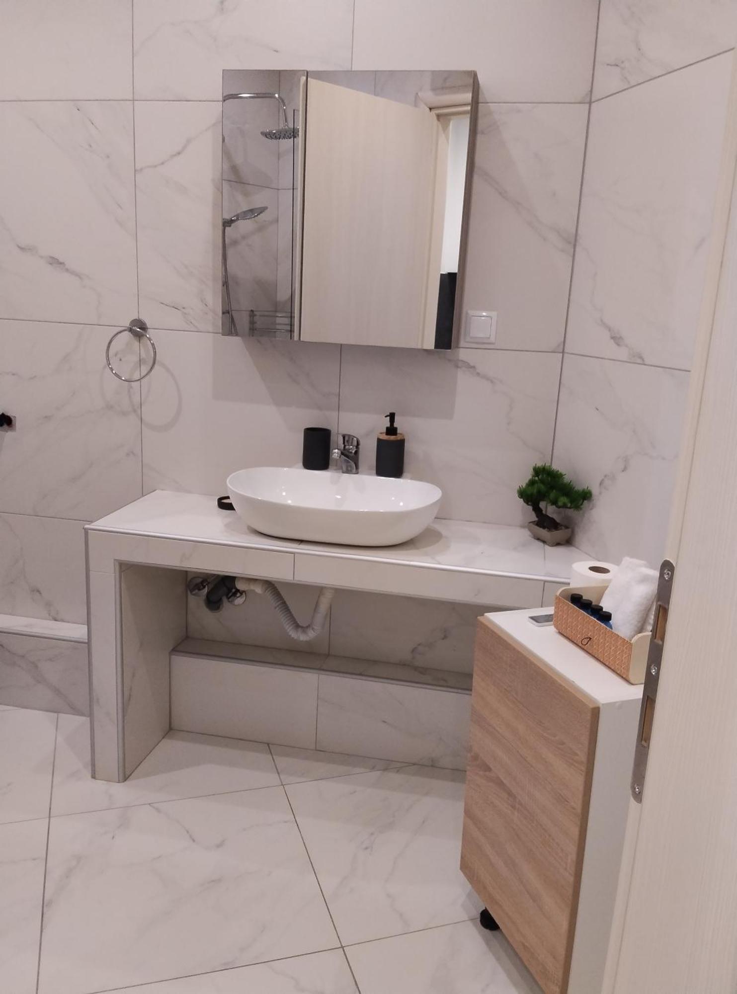 Domus Apartment - City Center Weria Zewnętrze zdjęcie